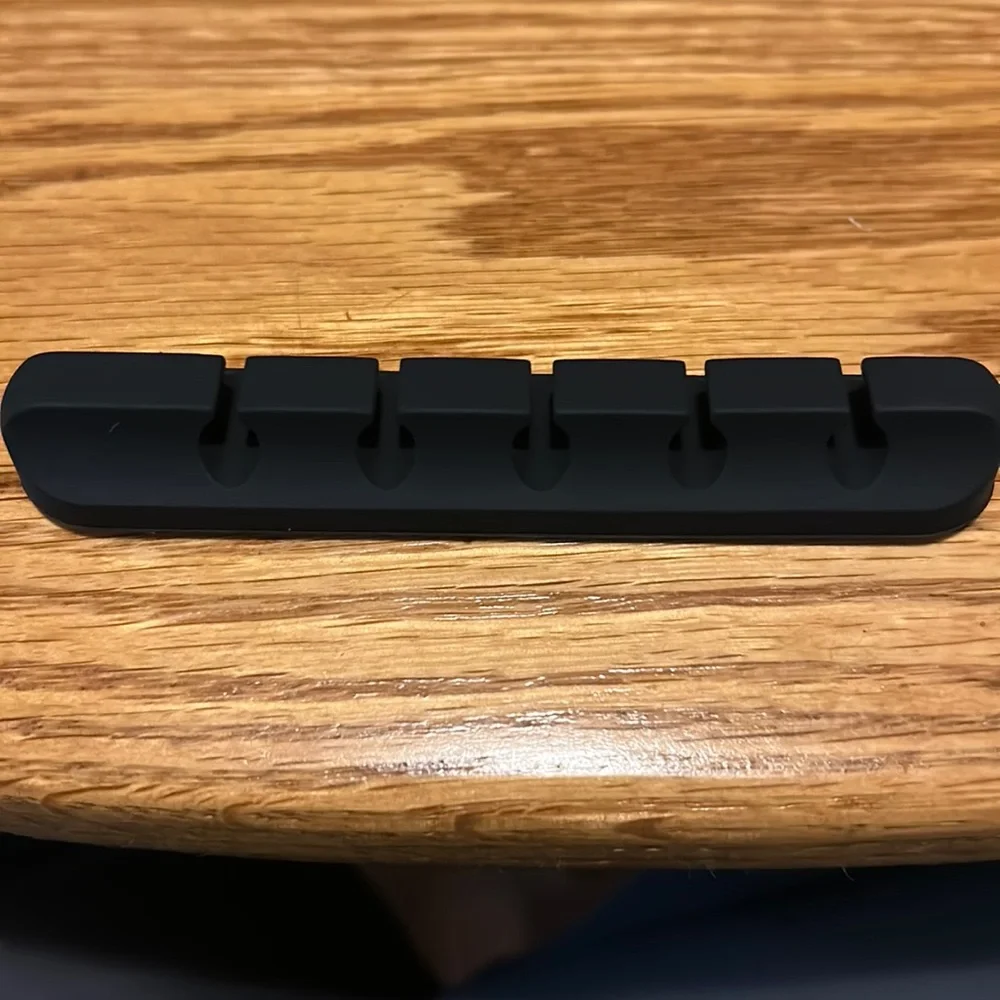 5 slot cable clips.